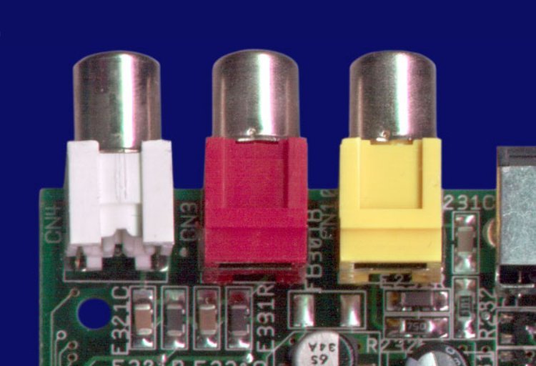 rca_jack_cd32_mix.jpg rca_jack_cd32_mix.jpg