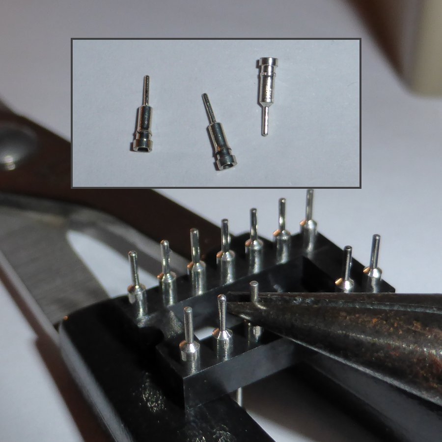 socket_remove_pins_1.jpg socket_remove_pins_1.jpg